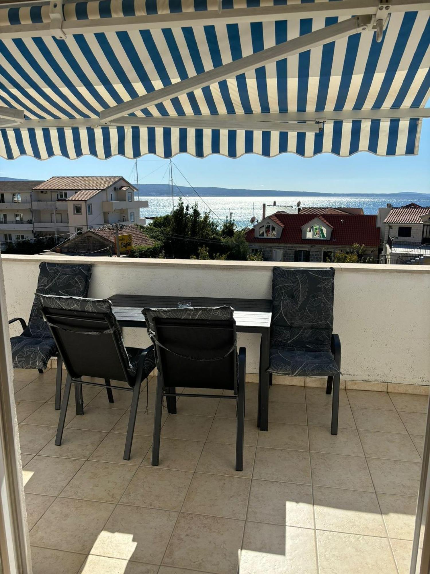Apartments By The Sea Sumpetar, Omis - 2808 Exterior photo
